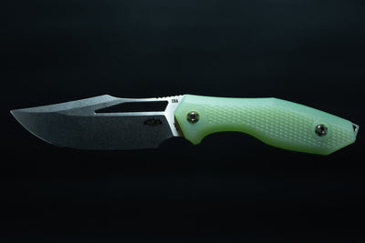 Widow Maker 3.5 Jade Knife